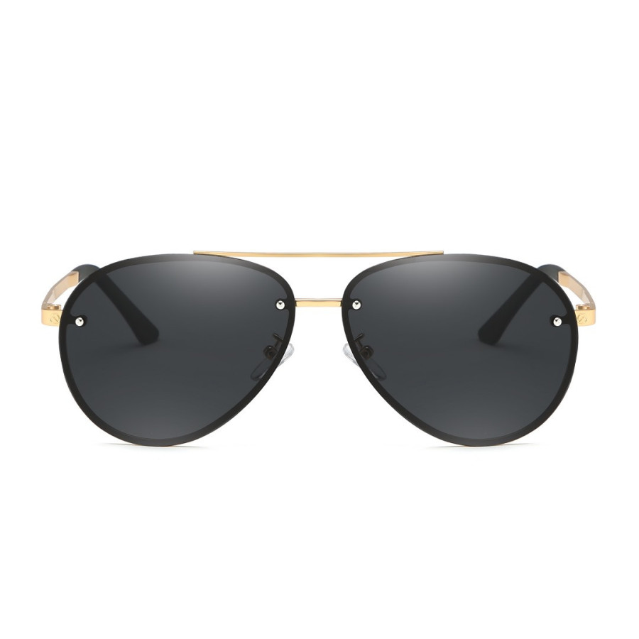 Gafas tipo aviador con montura metálica dorada y lentes oscuros